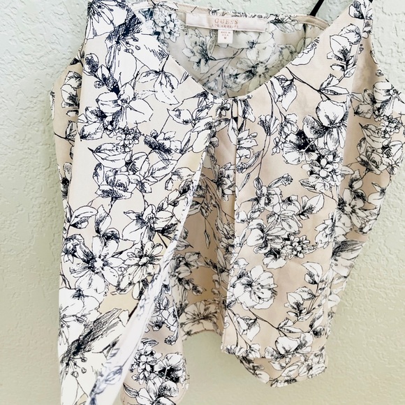 GUESS Floral Hawaiian Tank Top - Picture 4 of 4